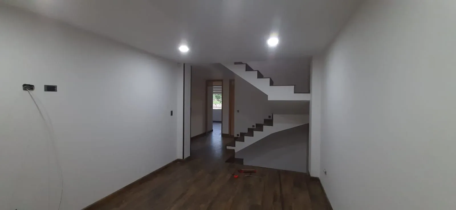 Acabados de pintura y techos - Constructora GH